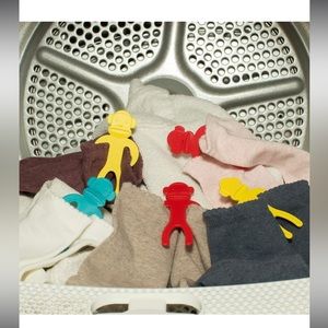 •new• KIKKERLAND Sock Monkey Clips